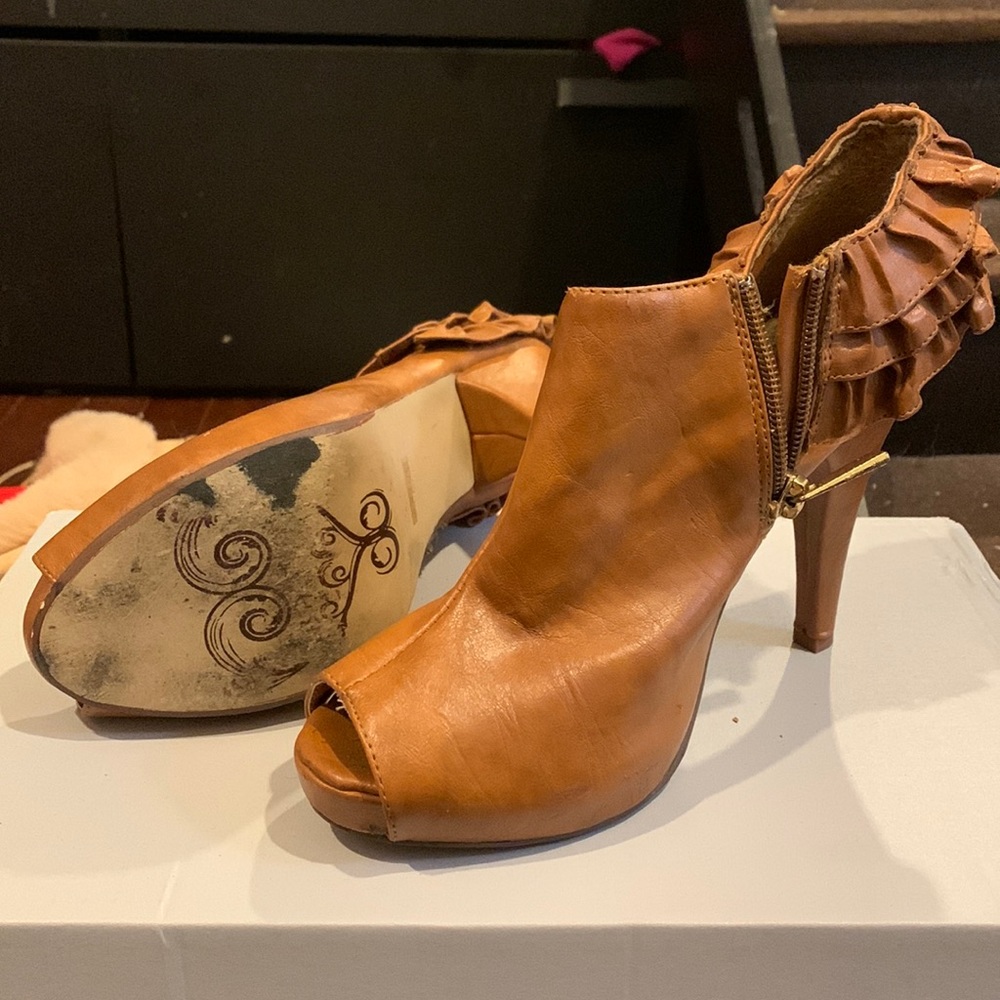 Shoes